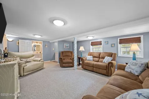 618 Creek Drive Hampstead NC 28443
