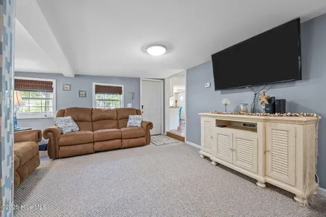 618 Creek Drive Hampstead NC 28443