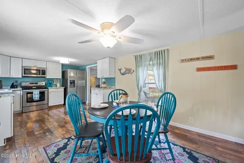 618 Creek Drive Hampstead NC 28443
