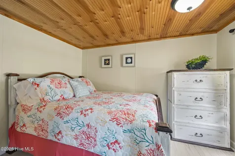 618 Creek Drive Hampstead NC 28443