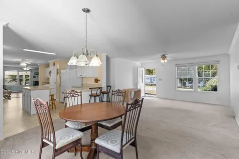 1041 Palm Court SW Calabash NC 28467