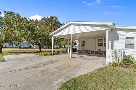 1041 Palm Court SW Calabash NC 28467