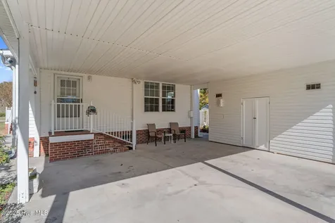 1041 Palm Court SW Calabash NC 28467