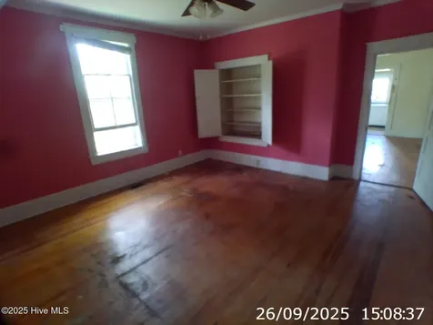 409 N Haughton Street Williamston NC 27892
