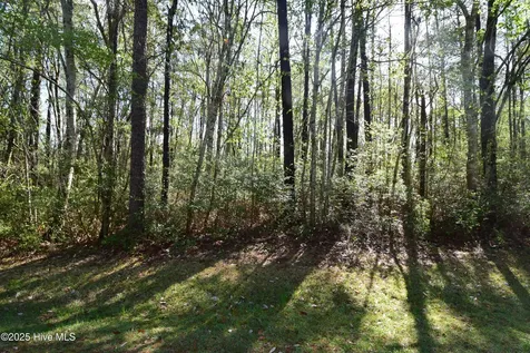 902 River Reach Court New Bern NC 28560