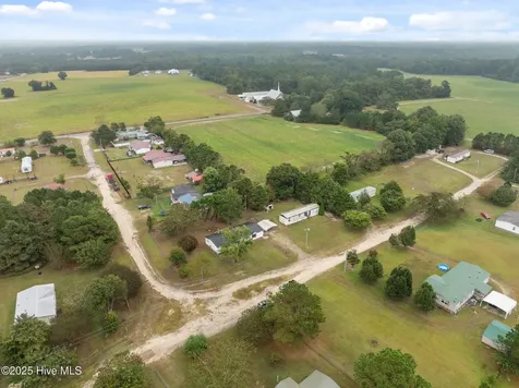 83 & 91 Flying Eagle Drive Snow Hill NC 28580