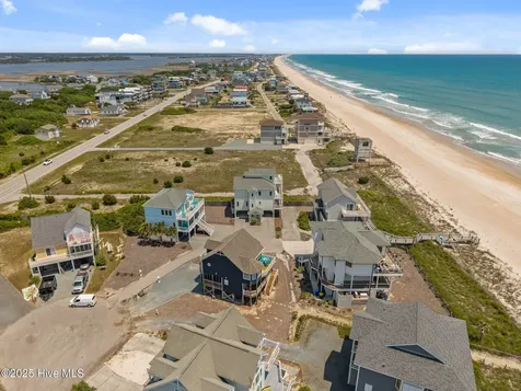 130 N Permuda Wynd Drive North Topsail Beach NC 28460