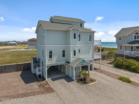 130 N Permuda Wynd Drive North Topsail Beach NC 28460