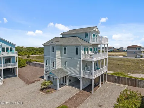 130 N Permuda Wynd Drive North Topsail Beach NC 28460