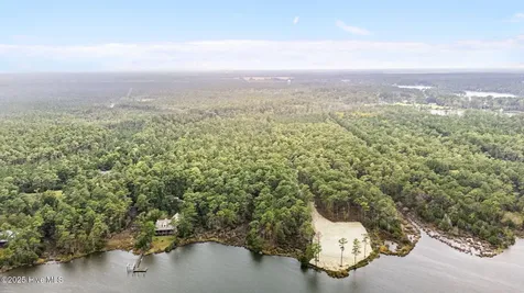 365 Tar Creek Road Oriental NC 28571