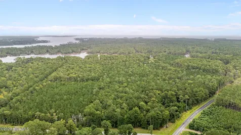365 Tar Creek Road Oriental NC 28571
