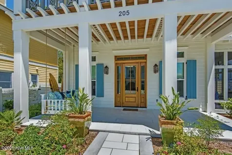 2103 Evans Street Morehead City NC 28557