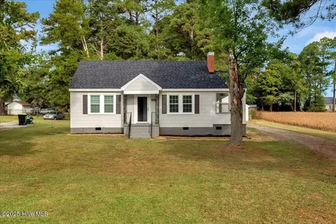 211 W Central Street Seaboard NC 27876