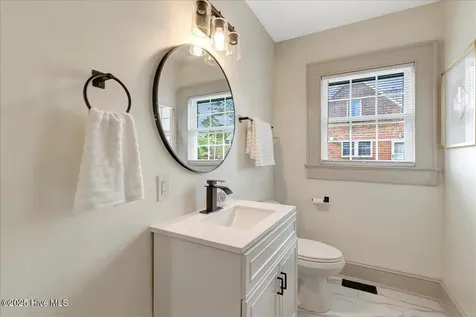 211 W Central Street Seaboard NC 27876