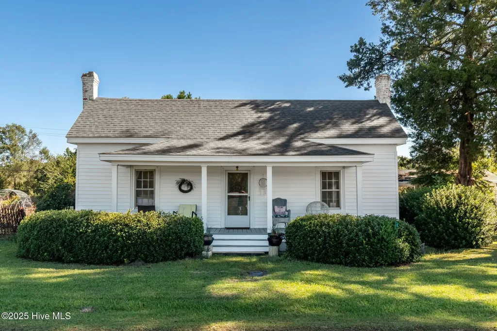 1021 Church Street Willard NC 28478