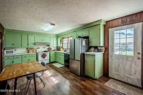 1021 Church Street Willard NC 28478