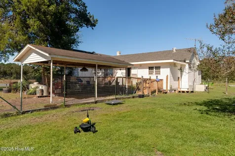 1021 Church Street Willard NC 28478