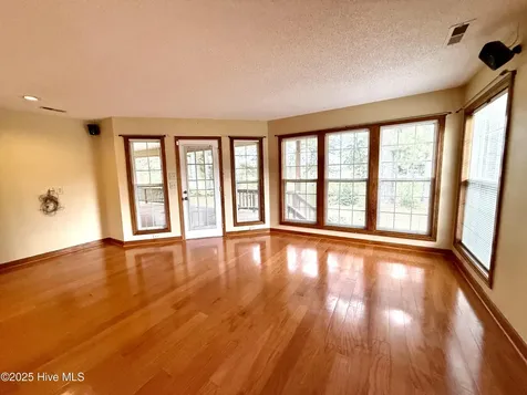 510 Robin Lane Edenton NC 27932