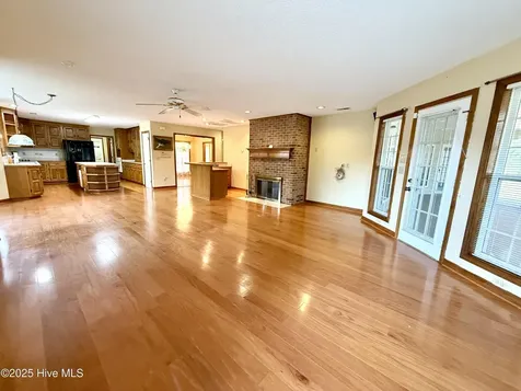 510 Robin Lane Edenton NC 27932