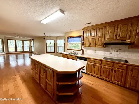 510 Robin Lane Edenton NC 27932