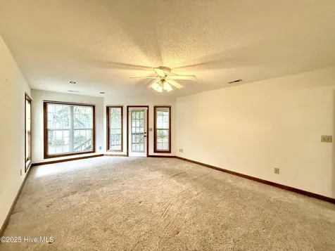 510 Robin Lane Edenton NC 27932