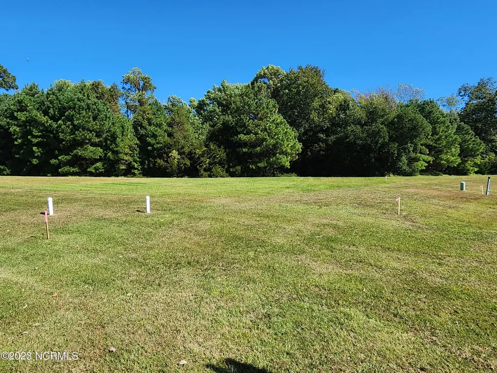 121 Whispering Pine Lane Holly Ridge NC 28445