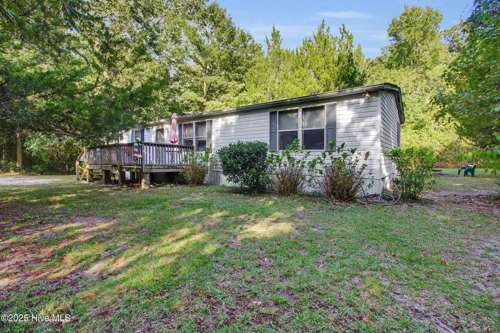 710 W West Firetower Road Swansboro NC 28584