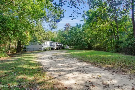 710 W West Firetower Road Swansboro NC 28584