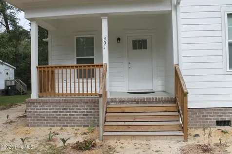 301 E Goodman Street Fair Bluff NC 28439