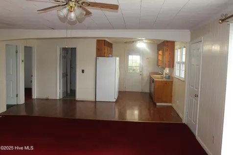 1312 Sunny Side Street Whiteville NC 28472