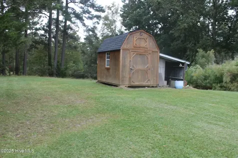 1312 Sunny Side Street Whiteville NC 28472