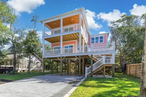 114 SE 75th Street Oak Island NC 28465