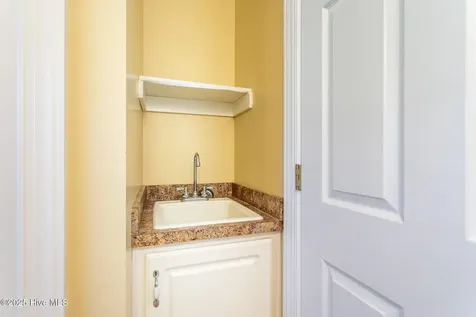 140 Middleton Drive Hertford NC 27944