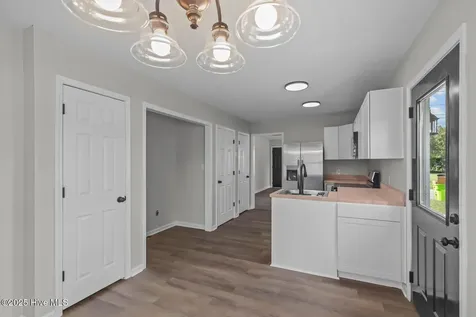 212 Lawson Street New Bern NC 28562