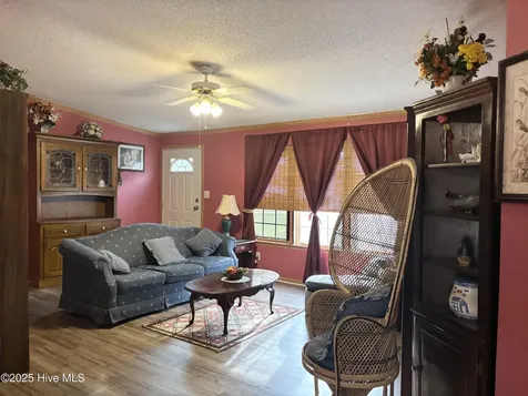 371 Maysville Lane Tar Heel NC 28392