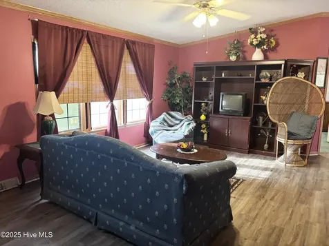 371 Maysville Lane Tar Heel NC 28392