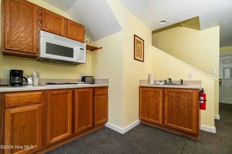 201 Wall Street Oriental NC 28571