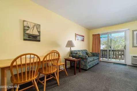 201 Wall Street Oriental NC 28571