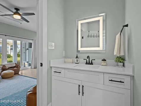 9003 Village West Drive Emerald Isle NC 28594