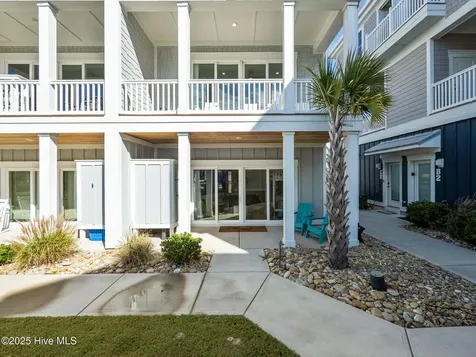 9003 Village West Drive Emerald Isle NC 28594