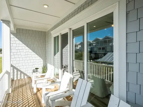 9003 Village West Drive Emerald Isle NC 28594