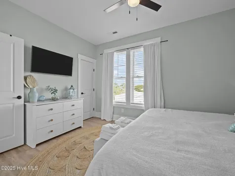 9003 Village West Drive Emerald Isle NC 28594