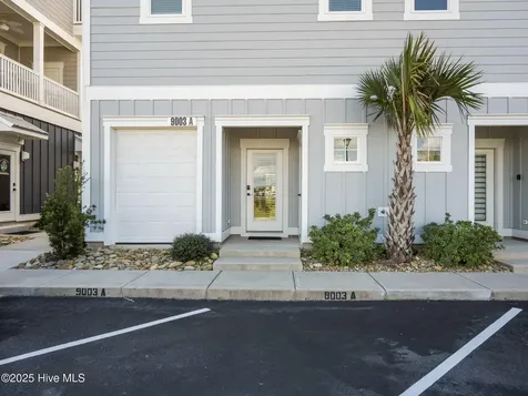 9003 Village West Drive Emerald Isle NC 28594