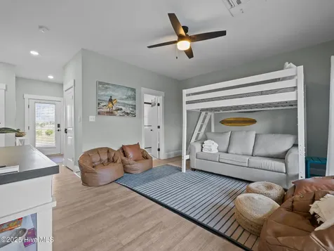 9003 Village West Drive Emerald Isle NC 28594