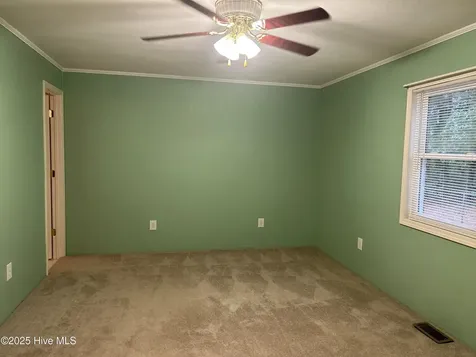 22480 Patricia Street Laurinburg NC 28352