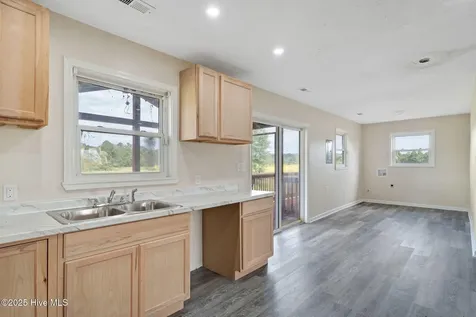 5882 Croomsbridge Road Burgaw NC 28425