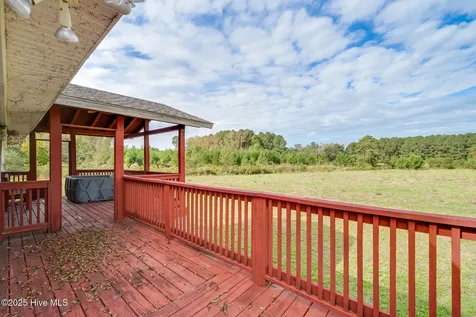 5882 Croomsbridge Road Burgaw NC 28425