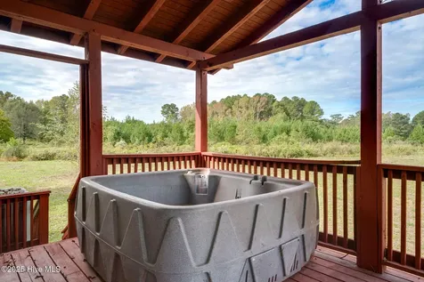 5882 Croomsbridge Road Burgaw NC 28425