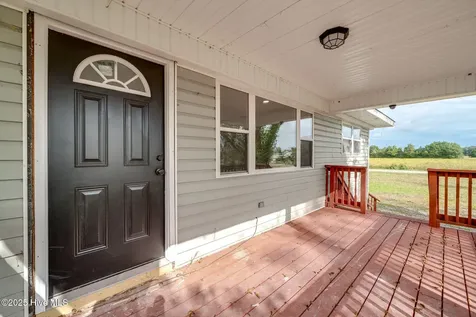 5882 Croomsbridge Road Burgaw NC 28425