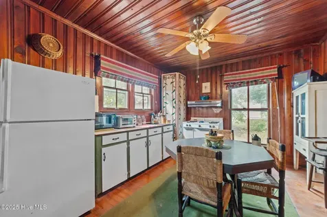 609 E Main Street Washington NC 27889